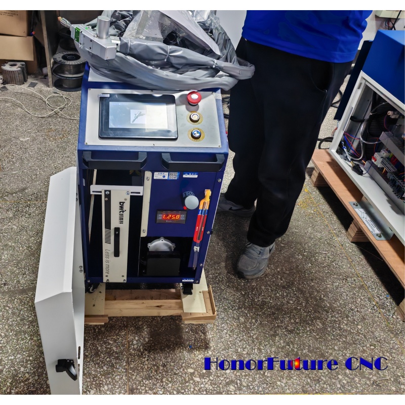 Máquina de Limpeza a Laser de  - Industrial Laser Rust Removal Machine avaliação e preço